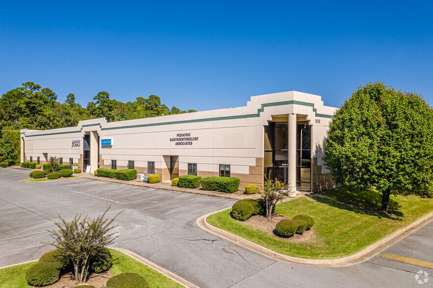 1515 S Bowman Rd, Little Rock, AR à louer - Photo de l’immeuble – Image 3 sur 7