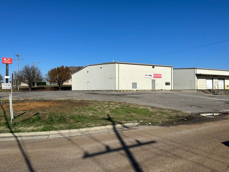 6934 Interstate Blvd, Horn Lake, MS à louer - Photo de l’immeuble – Image 3 sur 6