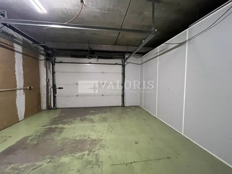Bureau dans Villeurbanne à louer - Photo de l’immeuble – Image 3 sur 12