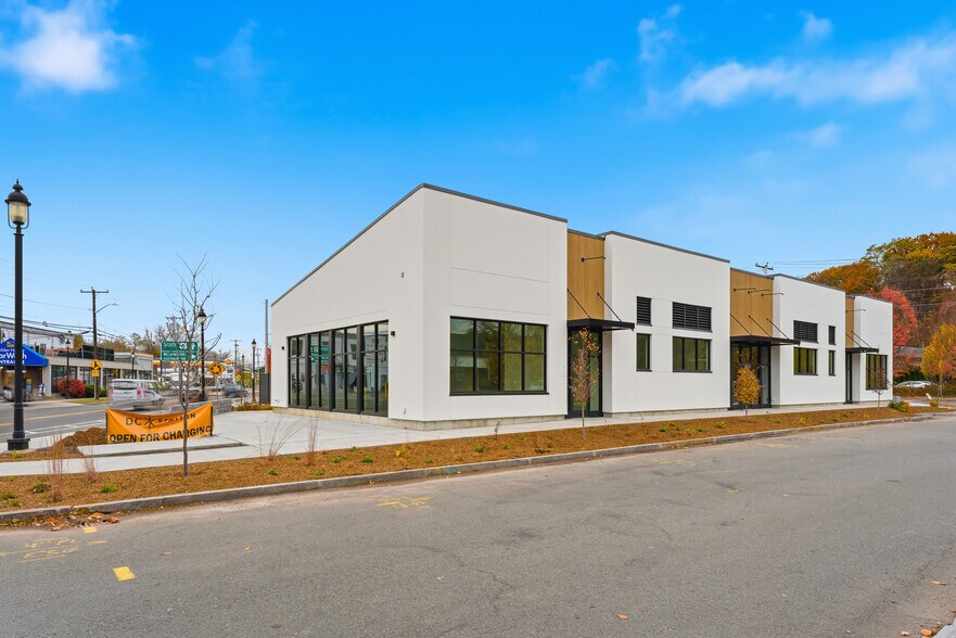 5 Fulton Ave, Northampton, MA à louer - Photo de l’immeuble – Image 2 sur 14