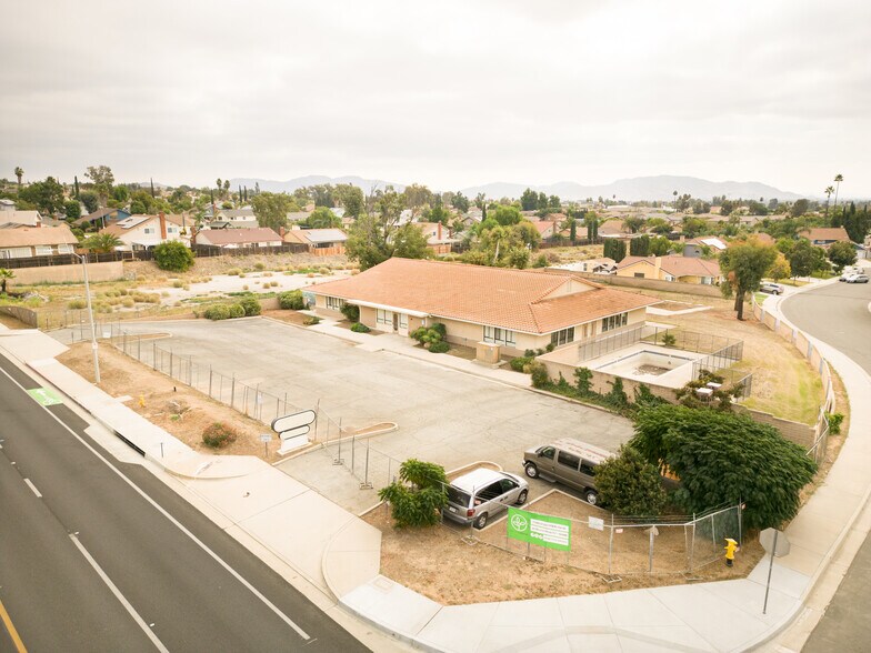 24693 Ironwood Ave, Moreno Valley, CA à louer - Photo de l’immeuble – Image 3 sur 67