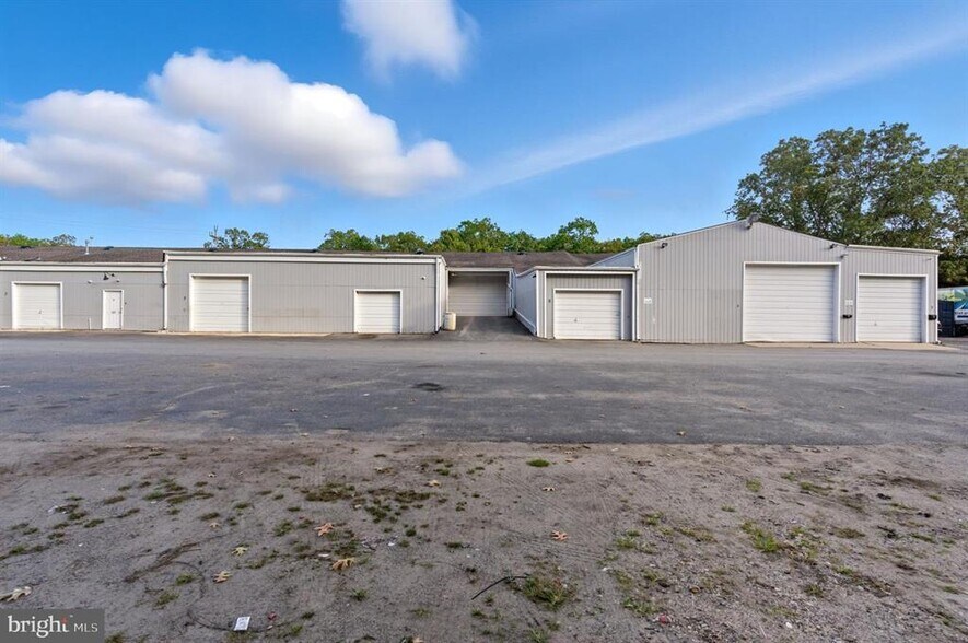 534 Whitesville Rd, Jackson, NJ à louer - Photo principale – Image 2 sur 30