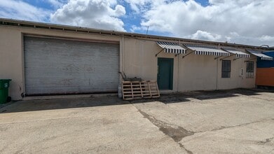 14583 E 14th St, San Leandro, CA à louer Photo intérieure– Image 2 sur 10