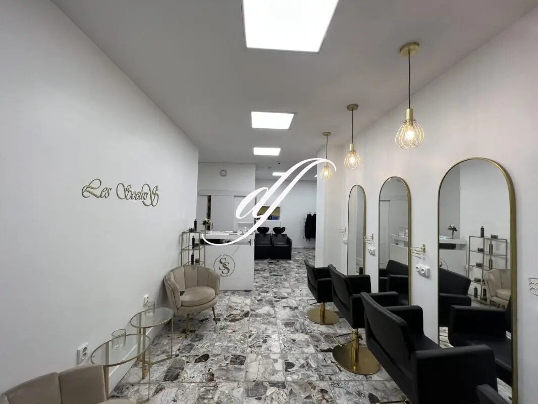 Local commercial dans Paris à louer Photo intérieure– Image 1 sur 2