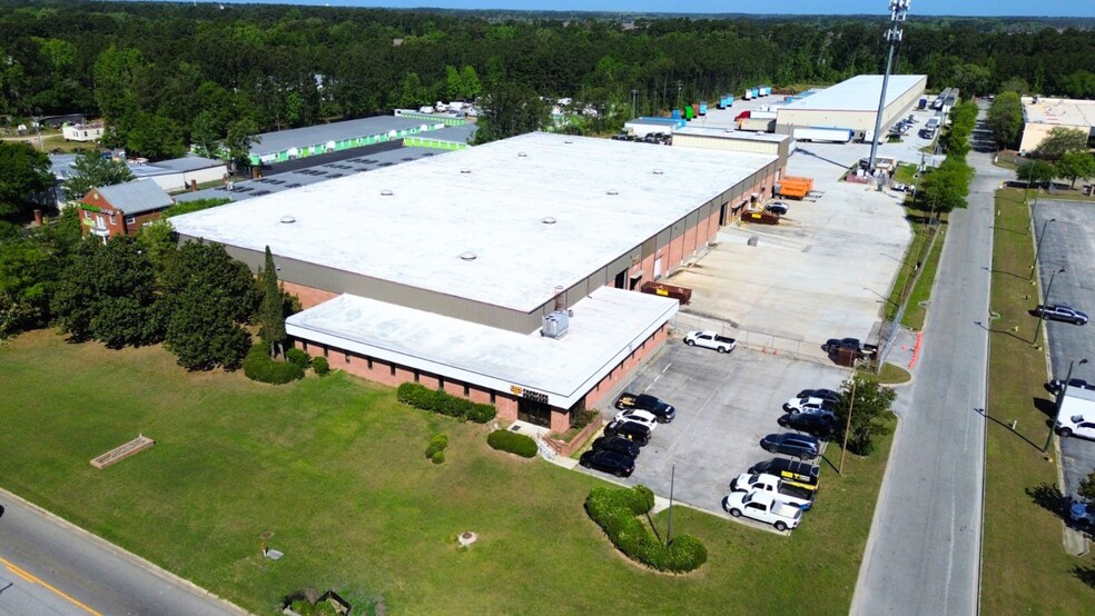 780 King George Blvd, Savannah, GA à louer - Photo principale – Image 1 sur 25