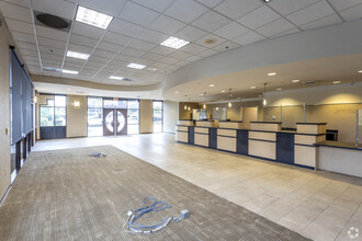 3211-3295 Business Park Dr, Vista, CA à louer Photo de l’immeuble– Image 1 sur 4
