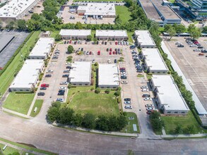 16000 Park Ten Pl, Houston, TX - VUE AÉRIENNE  vue de carte - Image1