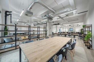 112-124 Camden High St, Londres à louer Photo intérieure– Image 1 sur 5