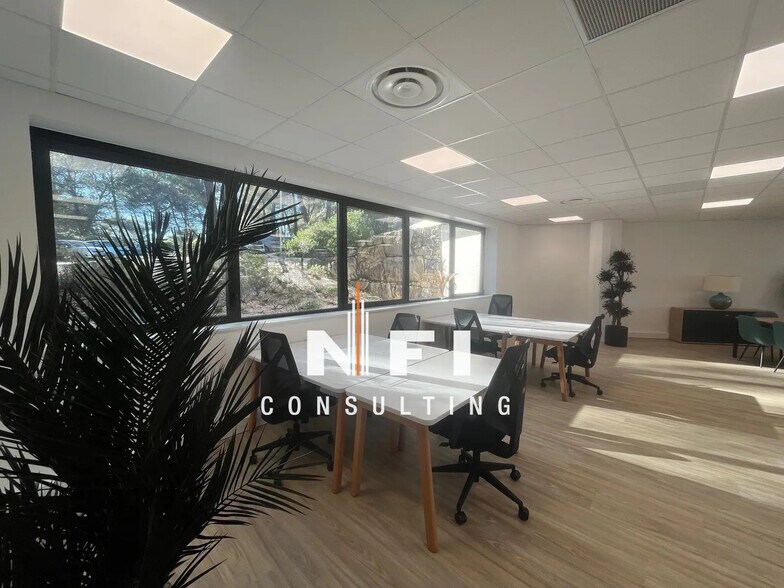 Bureau dans Valbonne à louer - Photo intérieure – Image 2 sur 8