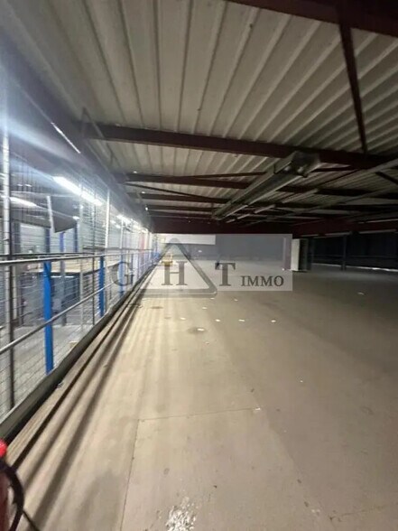 Industriel/Logistique dans Morangis à vendre - Photo intérieure – Image 3 sur 7