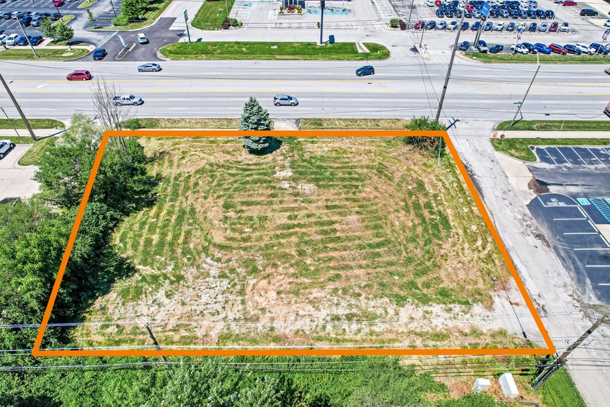 1739-1795 N Shadeland Ave, Indianapolis, IN à vendre - Aérien – Image 2 sur 7