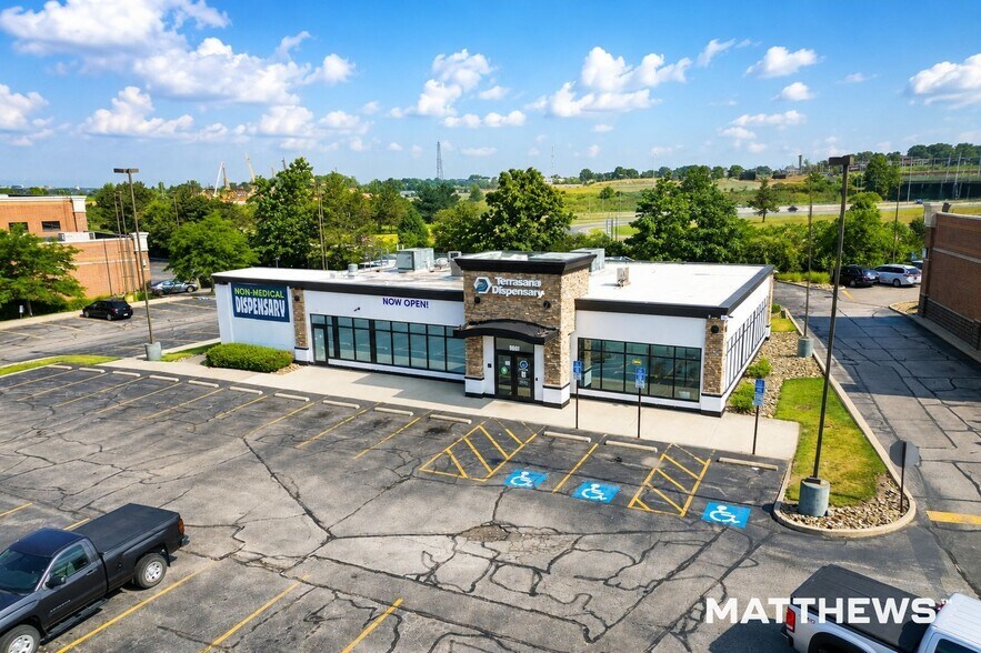 9601 Vista Way, Garfield Heights, OH à vendre - Photo de l’immeuble – Image 2 sur 3