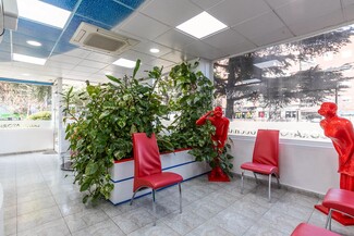 Plus de détails pour Local commercial à louer