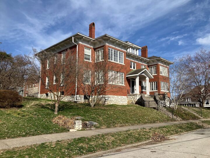 903 Crosshill Dr, Frankfort, KY à vendre Photo principale– Image 1 sur 2