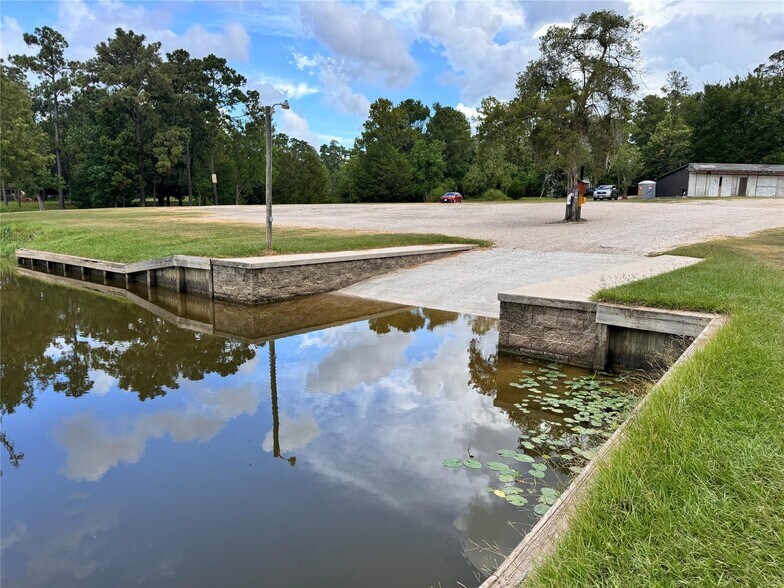 27400 Pleasure Ln, Huffman, TX à vendre - Photo principale – Image 1 sur 6