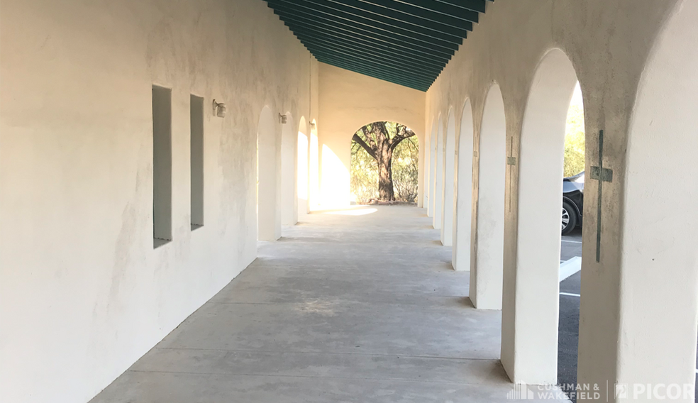 7120 S 12th Ave, Tucson, AZ à vendre - Photo de l’immeuble – Image 2 sur 5