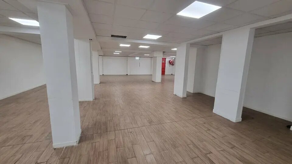 Local commercial dans Colombes à vendre - Photo de l’immeuble – Image 3 sur 7