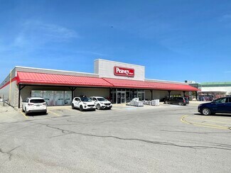 Plus de détails pour 321 Main St E, Grimsby, ON - Local commercial à louer
