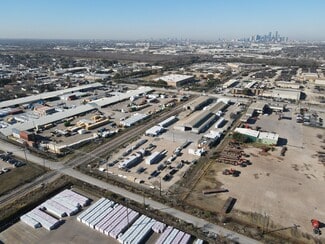 Plus de détails pour 1111 McCarty St, Houston, TX - Industriel/Logistique à louer