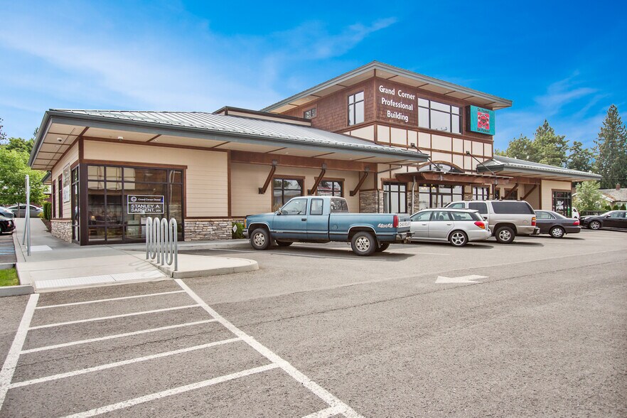 3707 S Grand Blvd, Spokane, WA à louer - Photo de l’immeuble – Image 2 sur 7