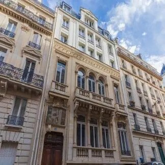 Bureau dans Paris à louer - Photo de l’immeuble – Image 1 sur 2