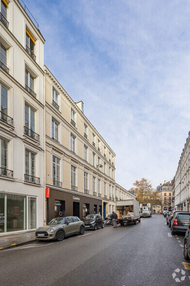 129 Rue De Turenne, Paris à louer - Photo de l’immeuble – Image 2 sur 4