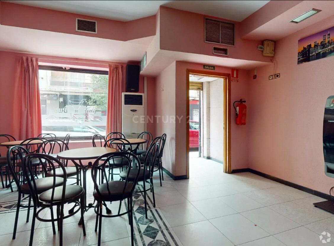 Immeuble residentiel dans Torrejón de Ardoz, Madrid à vendre Photo intérieure– Image 1 sur 2