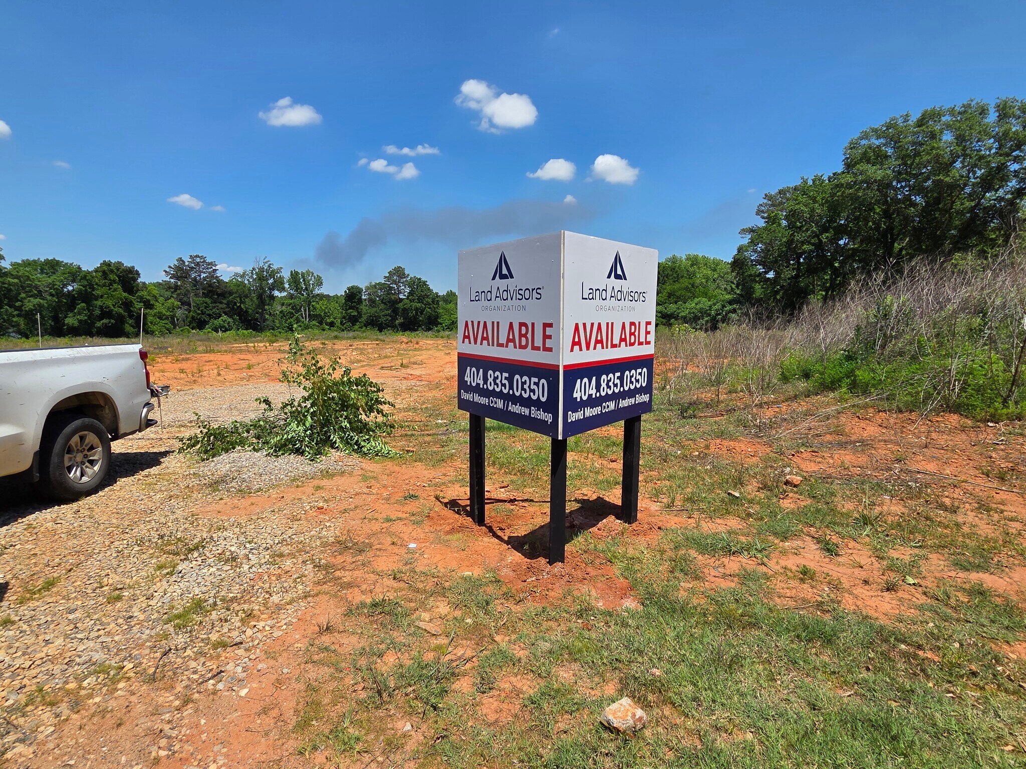 2706 Lake Harbin Rd, Morrow, GA à vendre Photo de la construction– Image 1 sur 2