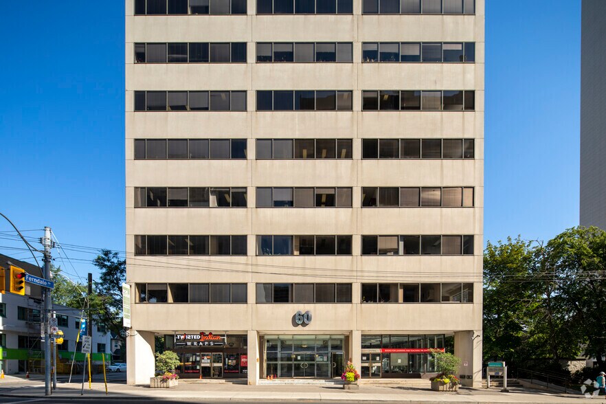 60 St Clair Av E, Toronto, ON à louer - Photo de l’immeuble – Image 2 sur 2