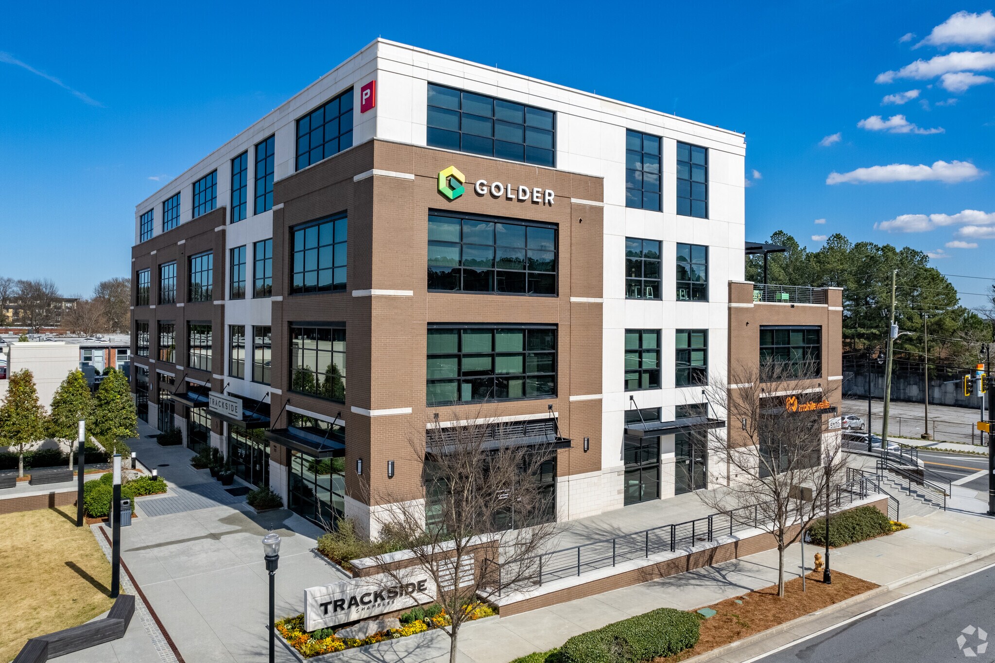 5170 Peachtree Rd, Chamblee, GA à louer Photo principale– Image 1 sur 18