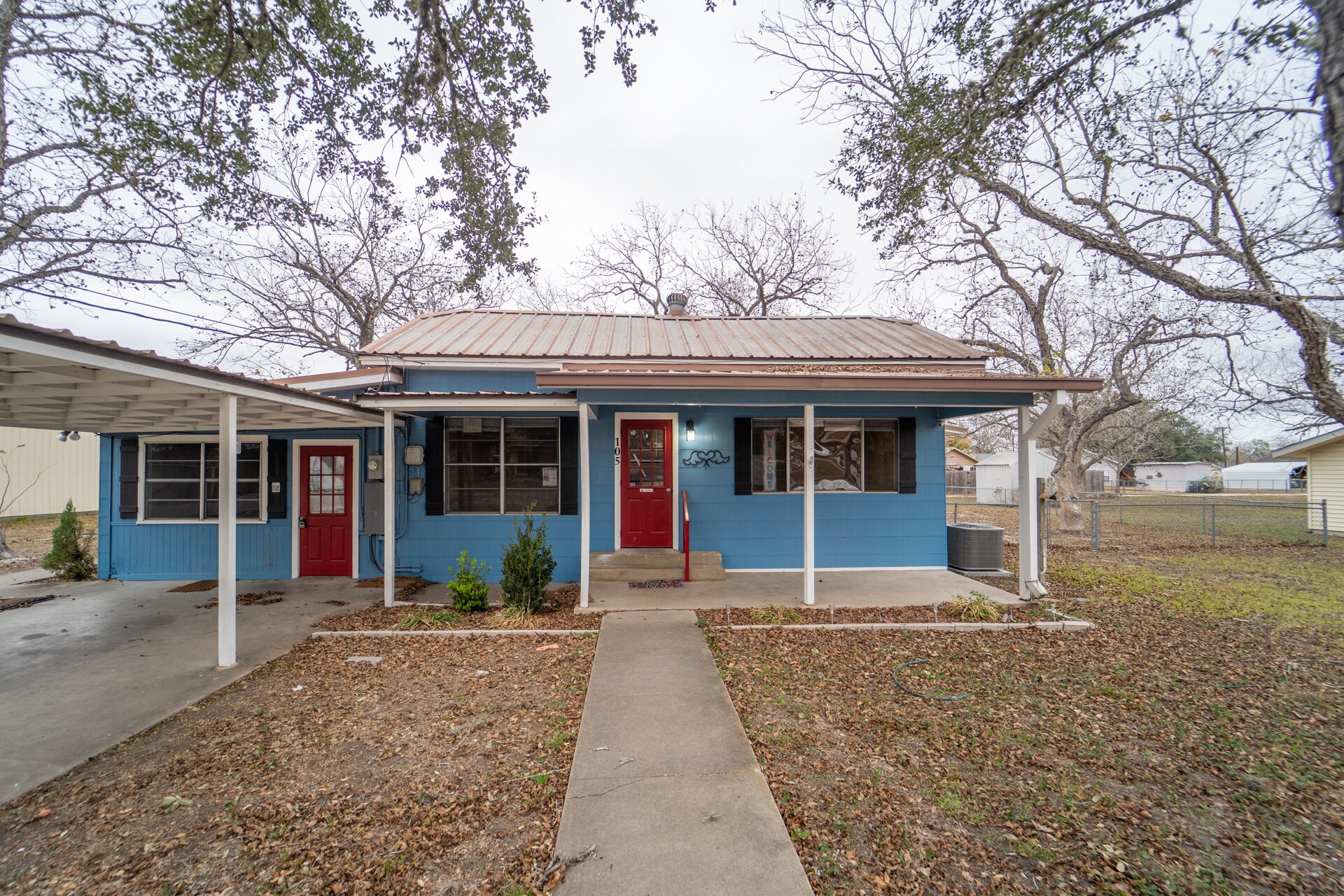 105 Ward St, Cuero, TX à vendre Photo principale– Image 1 sur 29