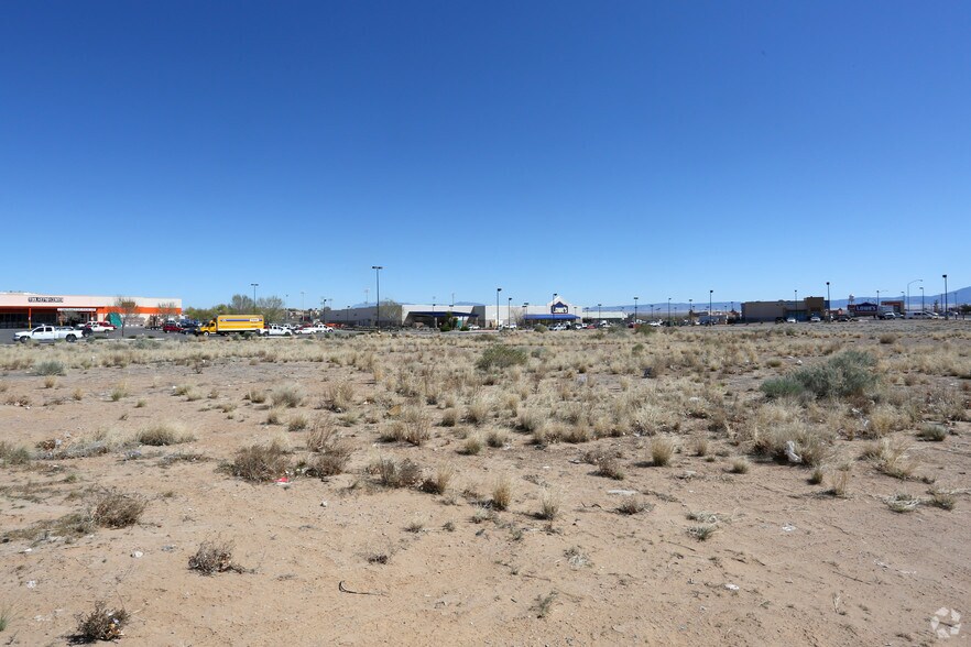 Highway 6, Los Lunas, NM à vendre - Photo de l’immeuble – Image 1 sur 3