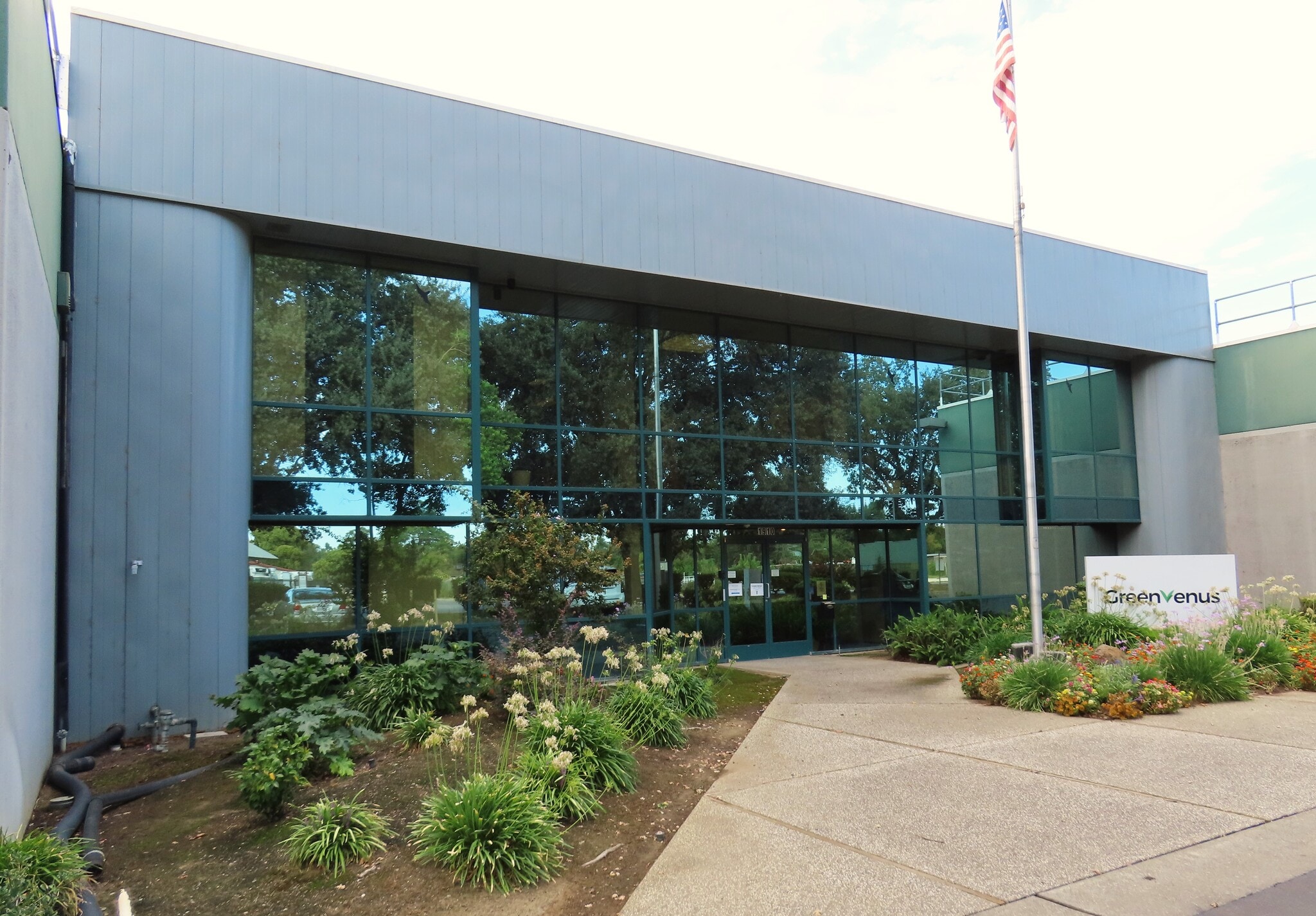 1910-1920 5th St, Davis, CA à louer Photo principale– Image 1 sur 36