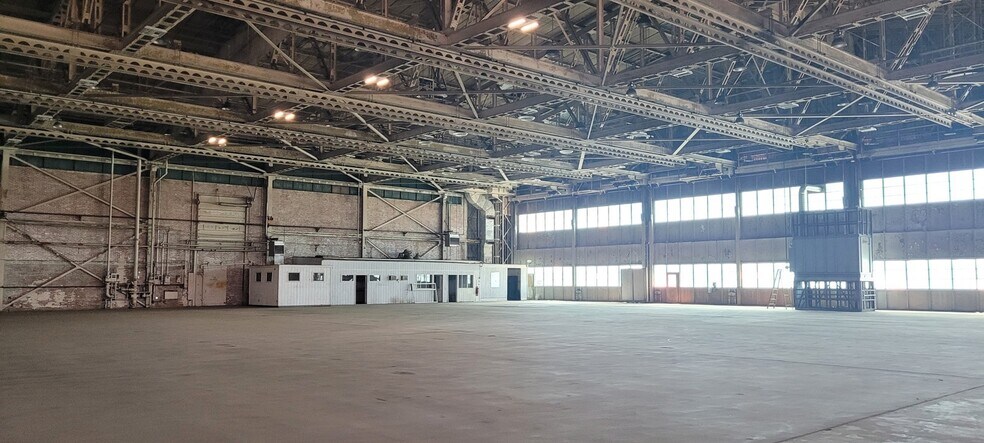 2221 Niagara Falls Blvd, Wheatfield Township, NY à louer - Photo intérieure – Image 2 sur 26