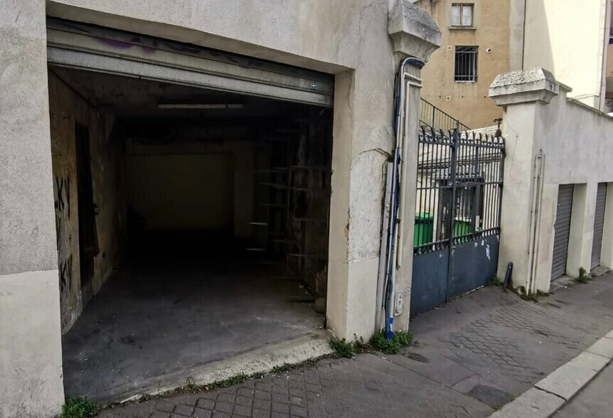 Industriel/Logistique dans Paris à louer - Photo de l’immeuble – Image 3 sur 6