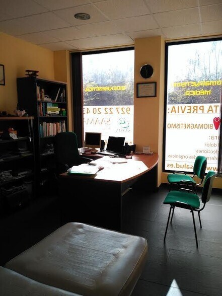 Local commercial dans Cáceres, Cáceres à vendre - Photo de l’immeuble – Image 3 sur 6
