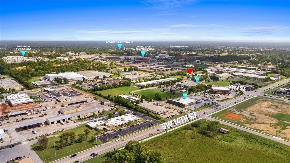 1201 & 1203 SW I street St, Bentonville, AR à vendre Photo principale– Image 1 sur 11