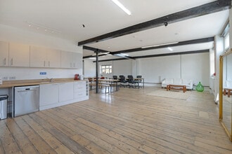 215 Lyham Rd, Londres à vendre Photo intérieure– Image 2 sur 5