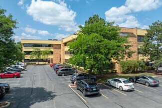 Plus de détails pour 1655 N Arlington Heights Rd, Arlington Heights, IL - Bureau/Médical à louer