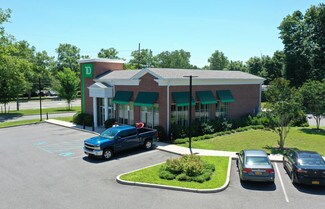 Plus de détails pour 460 Pulaski Rd, Greenlawn, NY - Local commercial à louer