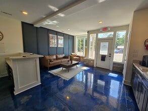 317 S Steele St, Sanford, NC à louer Photo intérieure– Image 2 sur 3