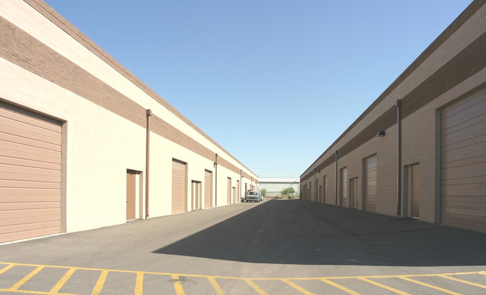 1515 W Deer Valley Rd, Phoenix, AZ à louer - Autre – Image 2 sur 8