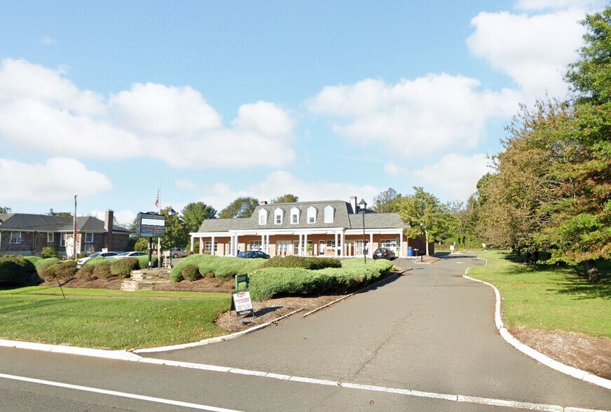 2162 US Highway 206, Belle Mead, NJ à louer - Photo de l’immeuble – Image 1 sur 5