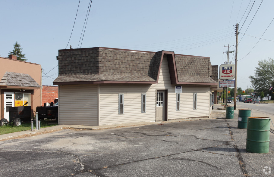 67 S Maple St, Grant, MI à vendre - Photo principale – Image 1 sur 2