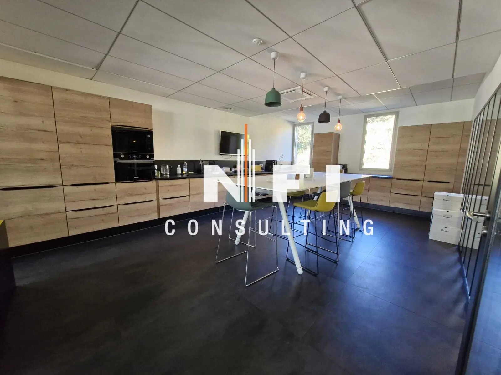 Bureau dans Cagnes-sur-Mer à louer Photo de l’immeuble– Image 1 sur 21