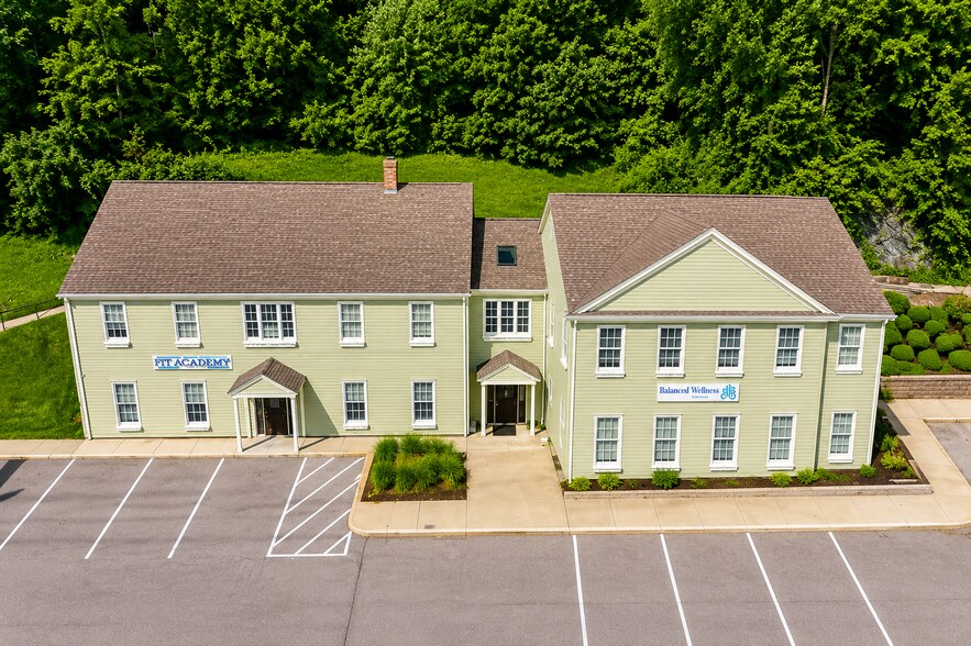 620 Norwich New London Tpke, Uncasville, CT à louer - Photo de l’immeuble – Image 3 sur 29