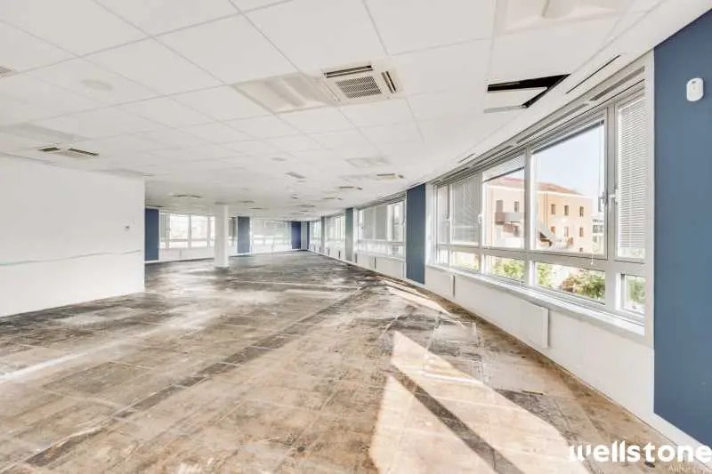 28-30 Rue De Cambrai, Paris à louer - Photo de l’immeuble – Image 3 sur 9