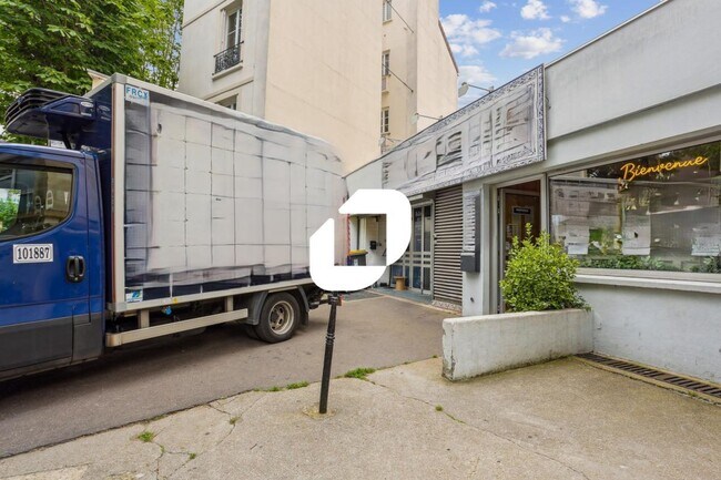 Plus de détails pour Local commercial, Local d'activités à louer