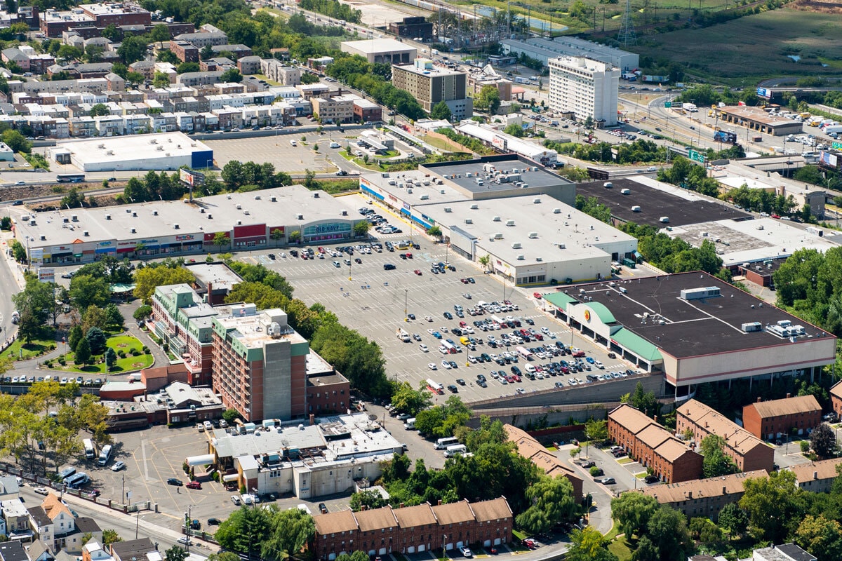 3131 Kennedy Blvd, North Bergen, NJ à louer Photo de l’immeuble– Image 1 sur 2