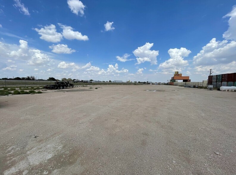 2306 W Interstate 20, Monahans, TX à vendre - Photo de l’immeuble – Image 1 sur 12